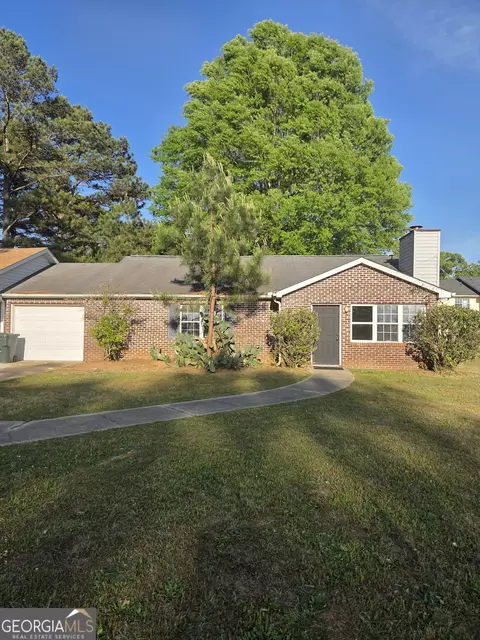 1735 Fox Chase Ct SE, Conyers, GA 30013