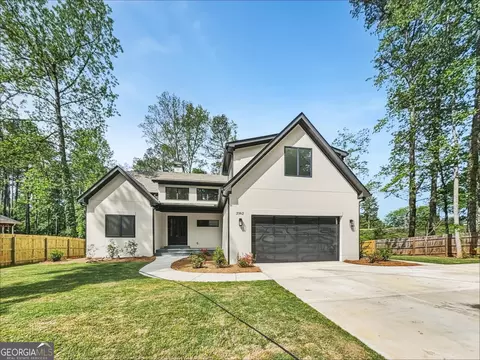 2162 Plantation Rd, Lawrenceville, GA 30044