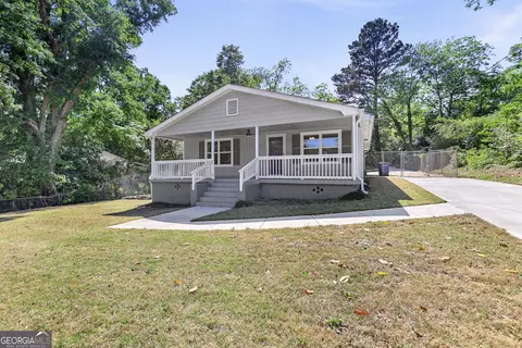 Exterior - 802 Monroe St, Lagrange, GA 30240 photo 3 of 9