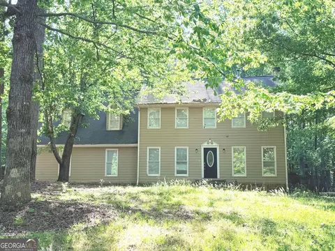 120 Marilyn Ct, Fayetteville, GA 30214