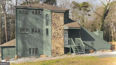 2218 Cedar Forks Dr, Marietta, GA 30062