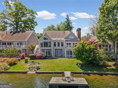 6430 Spinnaker Ln, Alpharetta, GA 30005