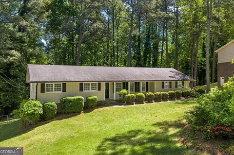 2356 Cambridge St, Snellville, GA 30078