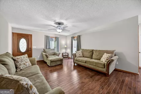 Living - 348 Craig Rd, Forsyth, GA 31029 photo 1 of 2