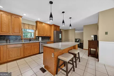 Kitchen - 348 Craig Rd, Forsyth, GA 31029 photo 4 of 4