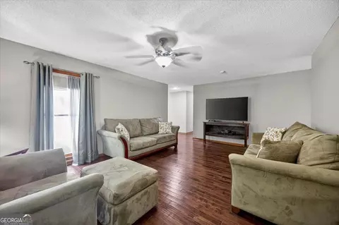 Living - 348 Craig Rd, Forsyth, GA 31029 photo 2 of 2