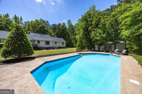 Exterior - 348 Craig Rd, Forsyth, GA 31029 photo 2 of 9