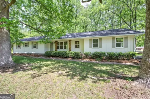 132 Echota Ave NE, Calhoun, GA 30701