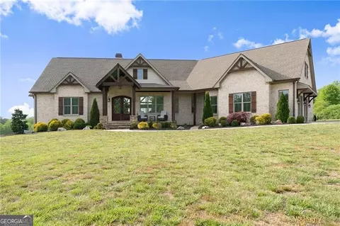 5760 Kanady Rd, Murrayville, GA 30564