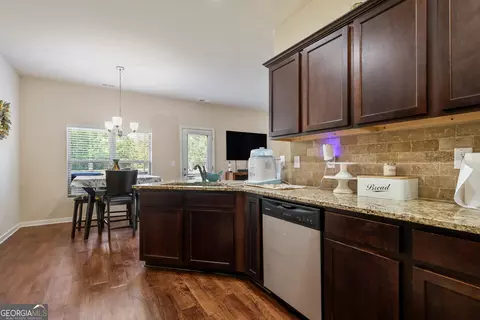 Kitchen - 668 Sedona Loop, Hampton, GA 30228 photo 1 of 2
