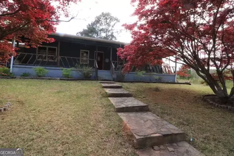 Exterior - 775 Rock Mills Rd, Lagrange, GA 30240 photo 3 of 8
