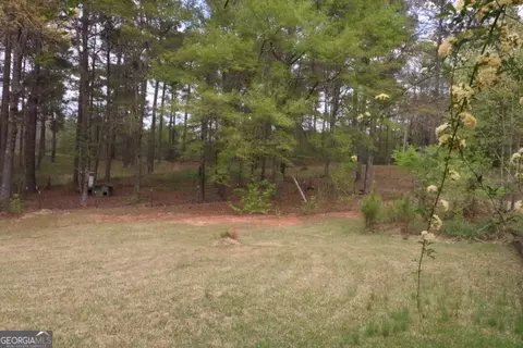 Exterior - 775 Rock Mills Rd, Lagrange, GA 30240 photo 6 of 8