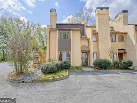 200 Roswell Landings Dr, Roswell, GA 30075