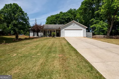 110 Morrow Ct, Bethlehem, GA 30620