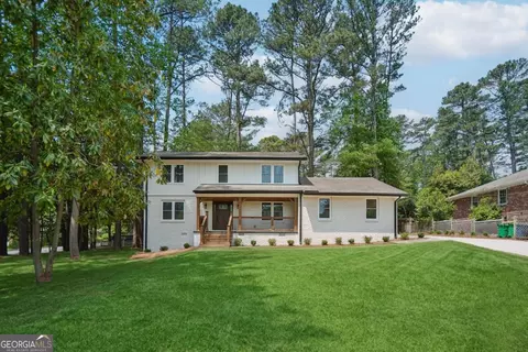 2452 King Arthur Cir NE, Atlanta, GA 30345