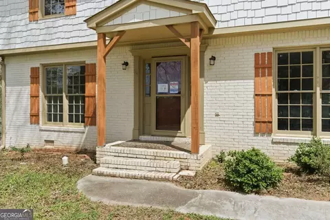 532 Valley Woods Cir SE, Conyers, GA 30094