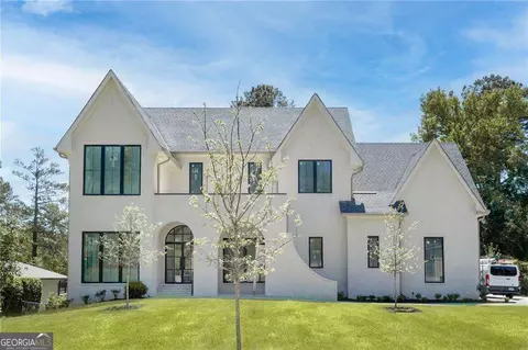 4845 Lansbury Dr, Atlanta, GA 30342