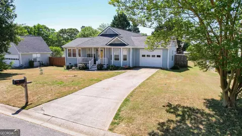 209 Stoney Brook Dr, Carrollton, GA 30116