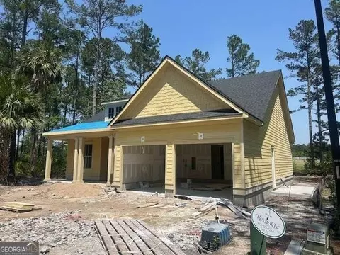 105 Lone Pine Ct, Waverly, GA 31565