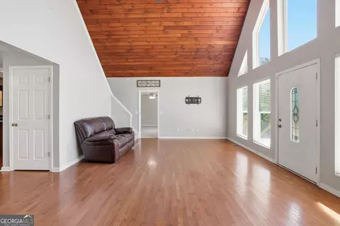 Living - 337 Colston Dr, Toccoa, GA 30577 photo 2 of 2