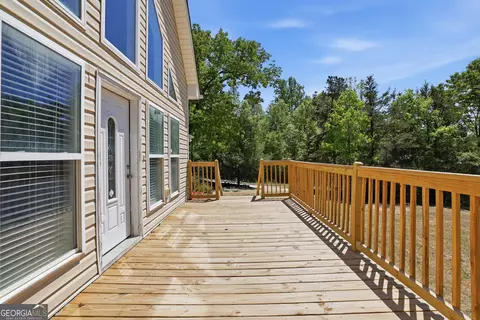 Exterior - 337 Colston Dr, Toccoa, GA 30577 photo 3 of 7