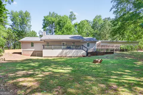 386 Ridgewood Dr, Pendergrass, GA 30567