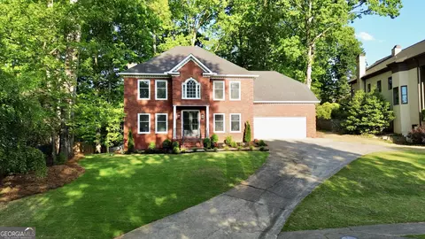 2352 Brittany Ln, Marietta, GA 30062