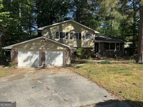 1130 Buckhurst Dr, Atlanta, GA 30349
