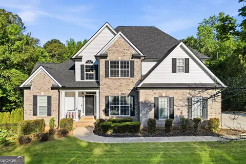 460 Persimmon Dr, Sharpsburg, GA 30277