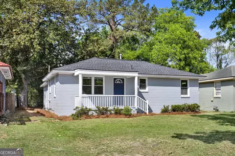 2222 Hanson St, Savannah, GA 31404