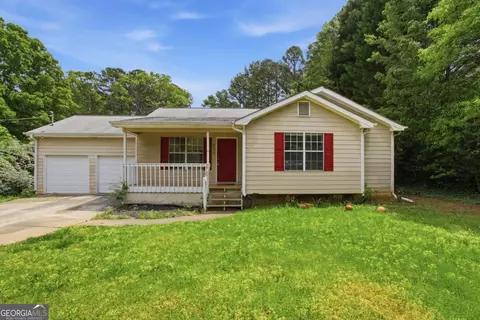 632 Jockey Ln, Auburn, GA 30011