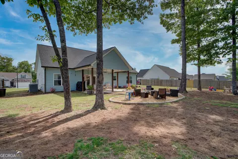 Exterior - 23 Oak View Dr, Rome, GA 30165 photo 8 of 10