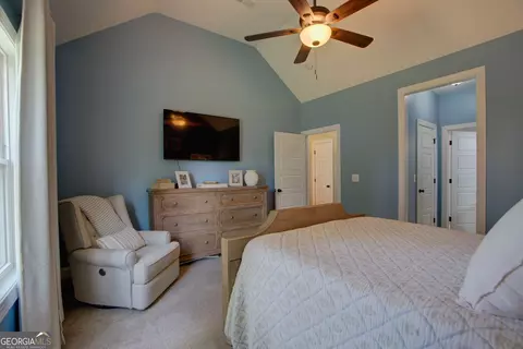 Bedroom - 23 Oak View Dr, Rome, GA 30165 photo 2 of 6
