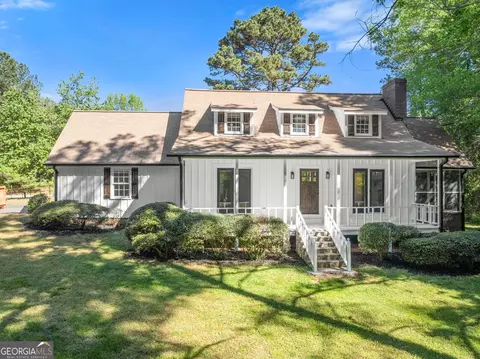 225 Northview Dr, Commerce, GA 30529