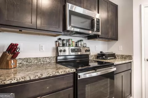 Kitchen - 102 Clarks Ct #96, Jackson, GA 30233 photo 4 of 4