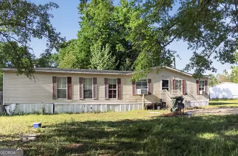 4402 Harper Rd, Metter, GA 30439