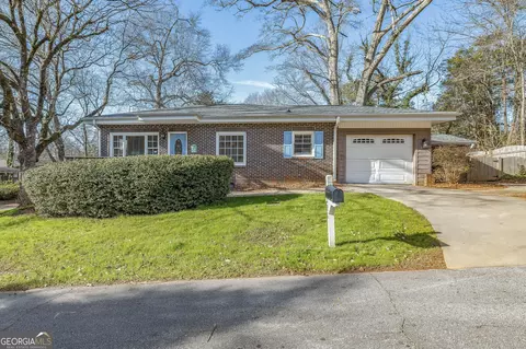 231 E Morgan St, Clarkesville, GA 30523