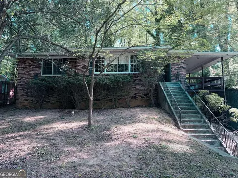 3049 Collier Dr NW, Atlanta, GA 30318