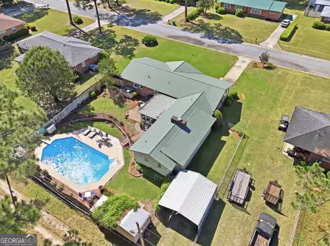 View/Area - 511 E 25th Ave, Cordele, GA 31015 photo 5 of 6