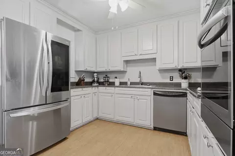 Kitchen - 511 E 25th Ave, Cordele, GA 31015 photo 3 of 5
