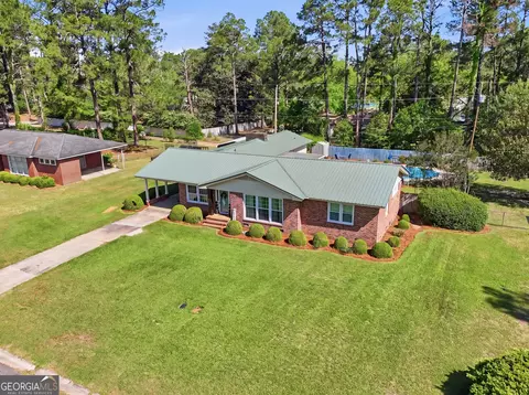 View/Area - 511 E 25th Ave, Cordele, GA 31015 photo 2 of 6