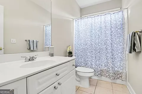 Bath - 12552 Waterside Dr, Milton, GA 30004 photo 1 of 5