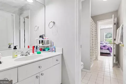 Bath - 12552 Waterside Dr, Milton, GA 30004 photo 4 of 5