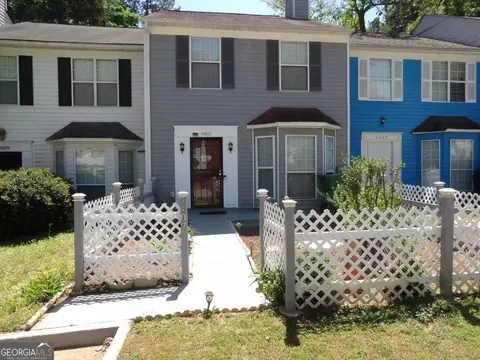 5607 Stonington Trace Pkwy, Stone Mountain, GA 30087