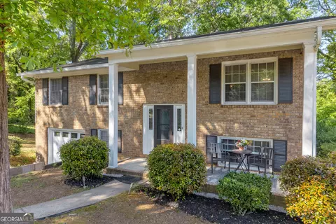 243 Rhodes Dr, Athens, GA 30606