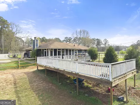 Exterior - 856 Colwell Rd, Jackson, GA 30233 photo 9 of 10