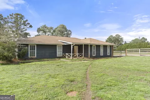 Exterior - 856 Colwell Rd, Jackson, GA 30233 photo 3 of 10