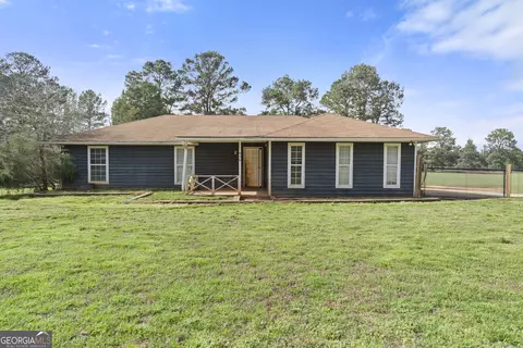 Exterior - 856 Colwell Rd, Jackson, GA 30233 photo 2 of 10