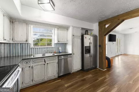Kitchen - 856 Colwell Rd, Jackson, GA 30233 photo 3 of 3