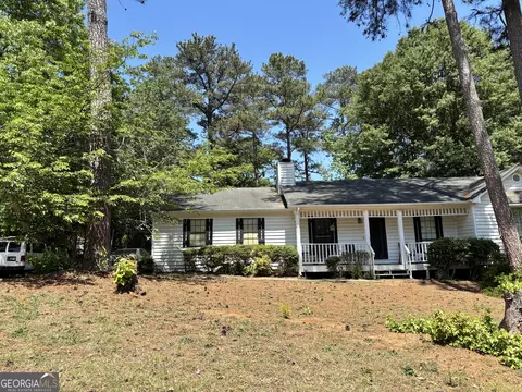 2653 W Regal Ct, Lawrenceville, GA 30044